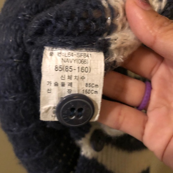 Gorgeous sparkle sweater from Korea - Picture 4 of 4